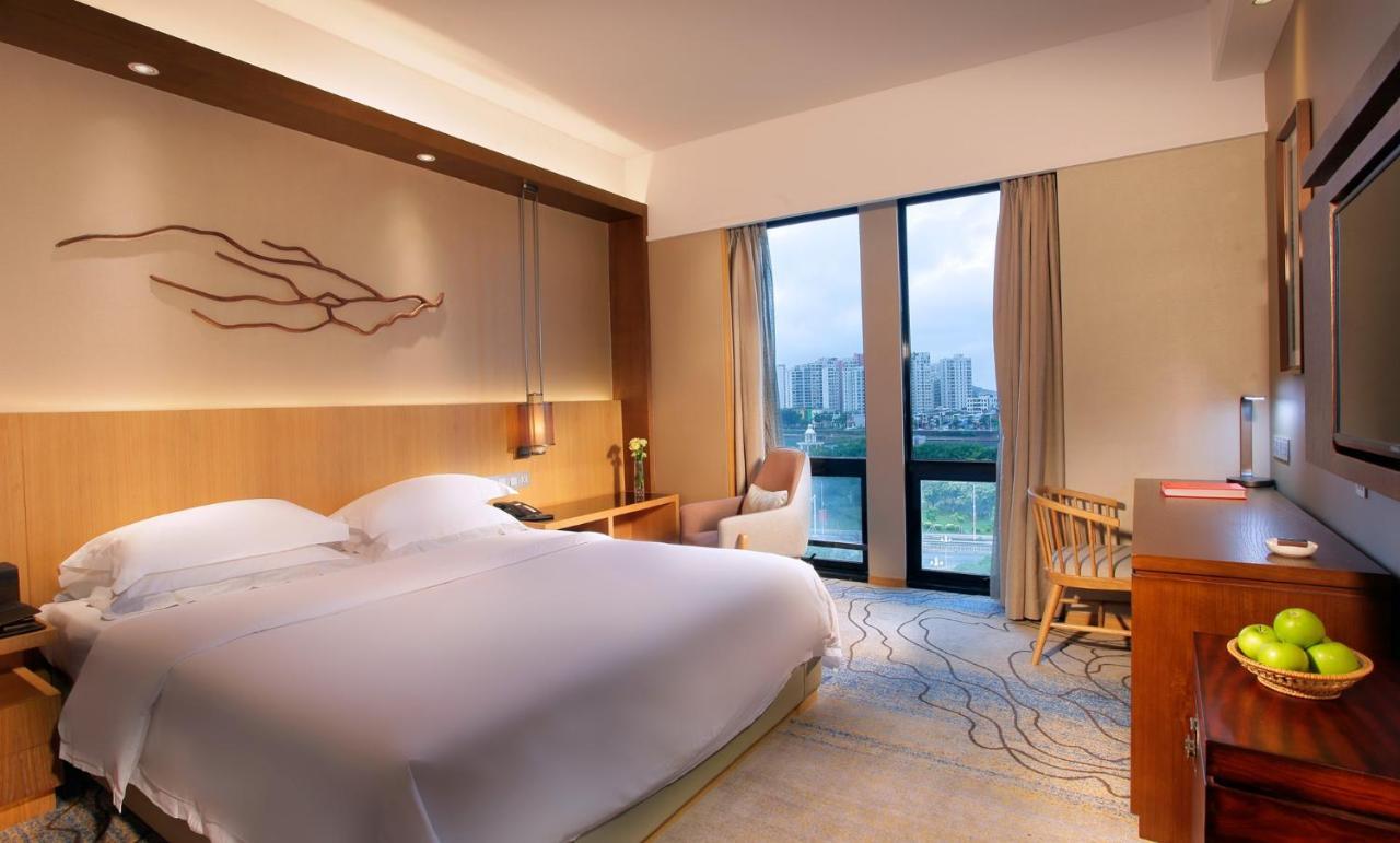 Heyuan Great International Hotel Exterior photo